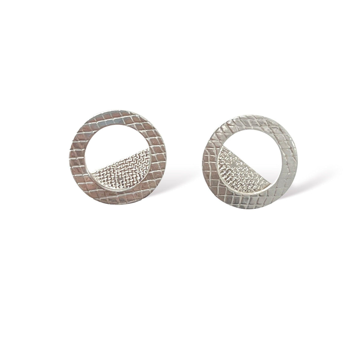 Circling Back Silver Disc Stud Earrings - kelli montgomery jewelry